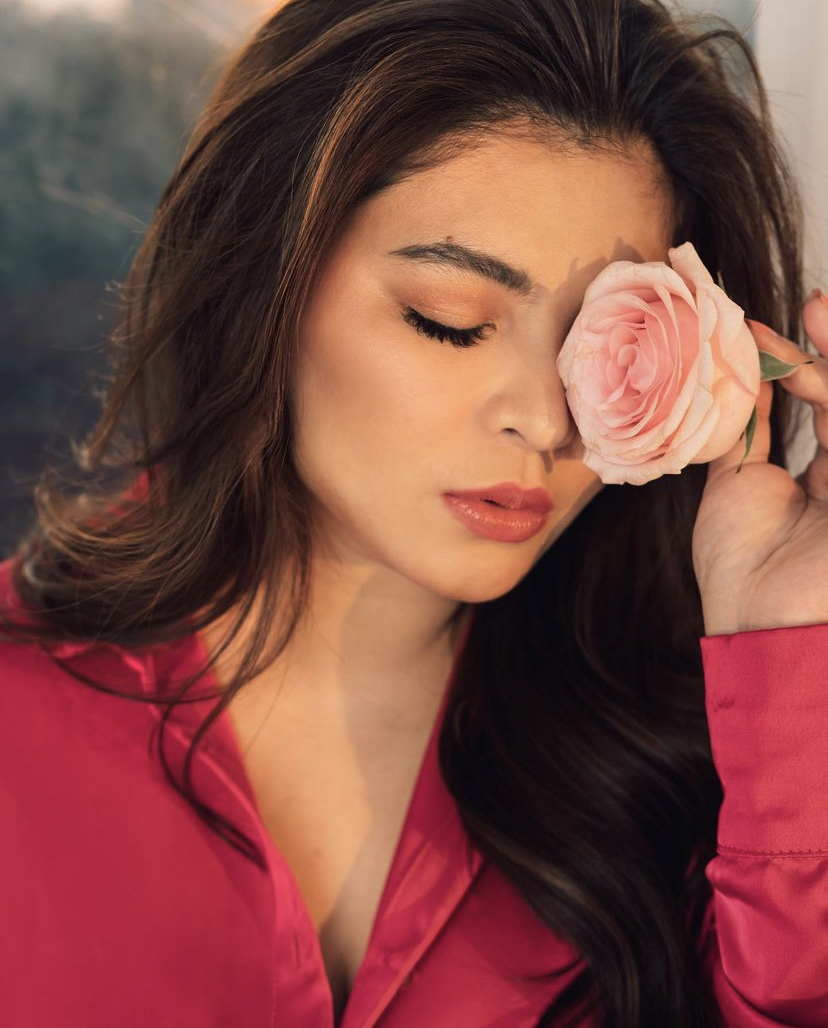 inquirerdotnet's tweet image. LOOK: Actress Angel Locsin shares stunning photos on Instagram and offers a piece of advice for Filipino voters ahead of the 2022 elections.

"Look closely at your candidates then close your eyes and pray for guidance," she said. #VotePH #OurVoteOurFuture | 📷Angel Locsin