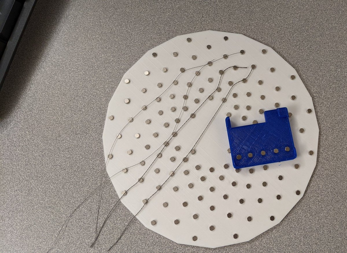 BoulderMai's tweet image. This month we are starting our #etextile unit using the @microbit_edu. I appreciate using @CUCraftLab @codercrft8 debugging tools to empower students in our Intro to CS course to feel confident in their abilities to #debug hardware and software issues. @CUBoulder @AltonaAP