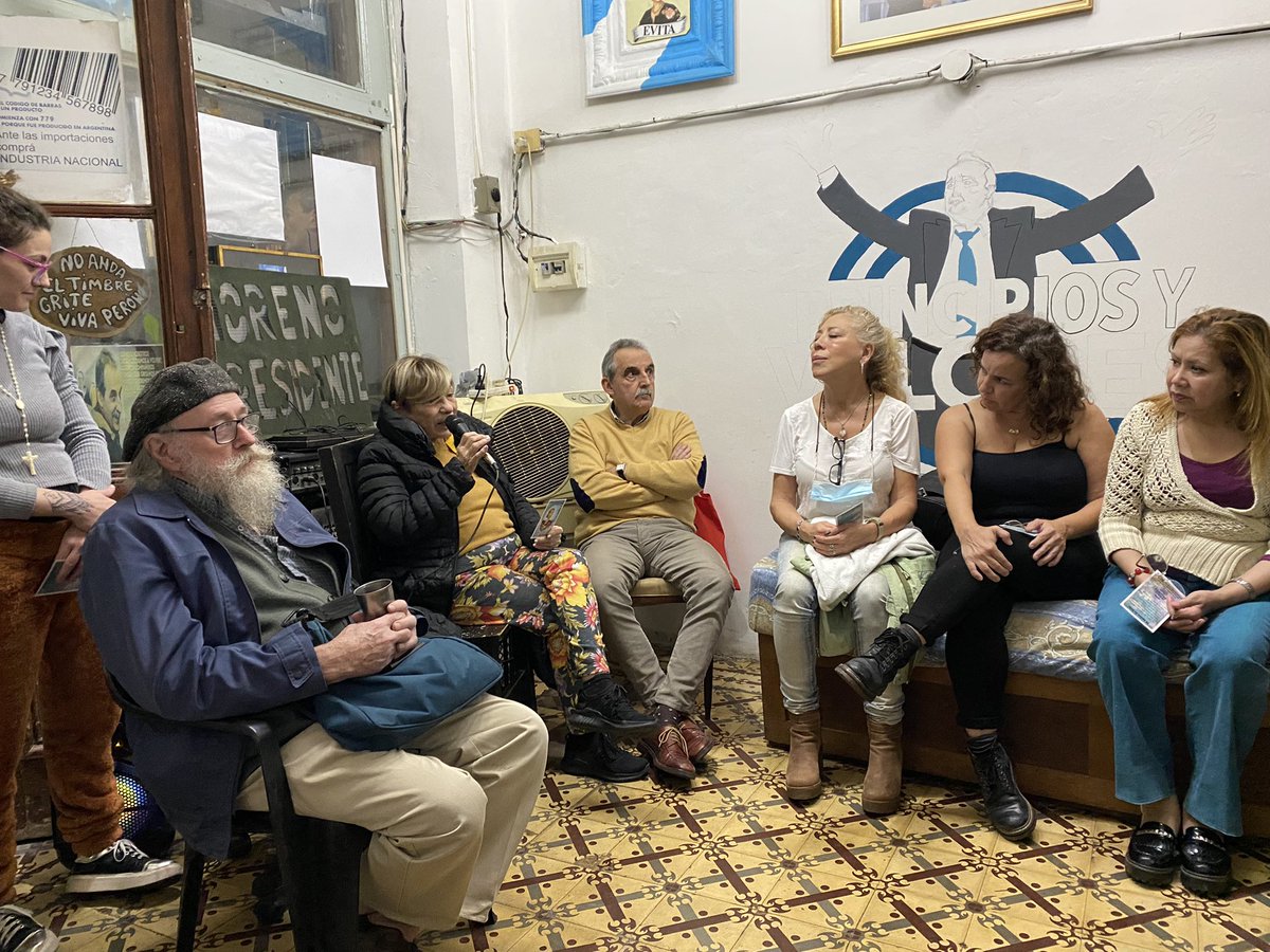 pimpicolombo's tweet photo. Homenajeamos a Evita e la UB Daniel Aranda de @PyV Partido Principios y Valores recordando sus acciones, su legado y su trascendencia espiritual. Felicitaciones compañeros. #Evita #EvaPeron #EvitaInmortal #EvitaViveEnSuPueblo #SantaEvita https://t.co/oluH8PN46c