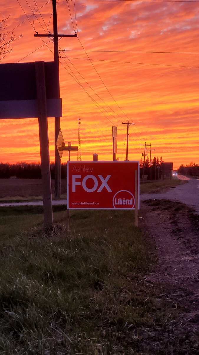 AshleyFoxRPN's tweet photo. I don't know about you but I'm ready for a new day and a new government.
#onpoli #TheChoiceIsYours https://t.co/bSYS3pXWc5