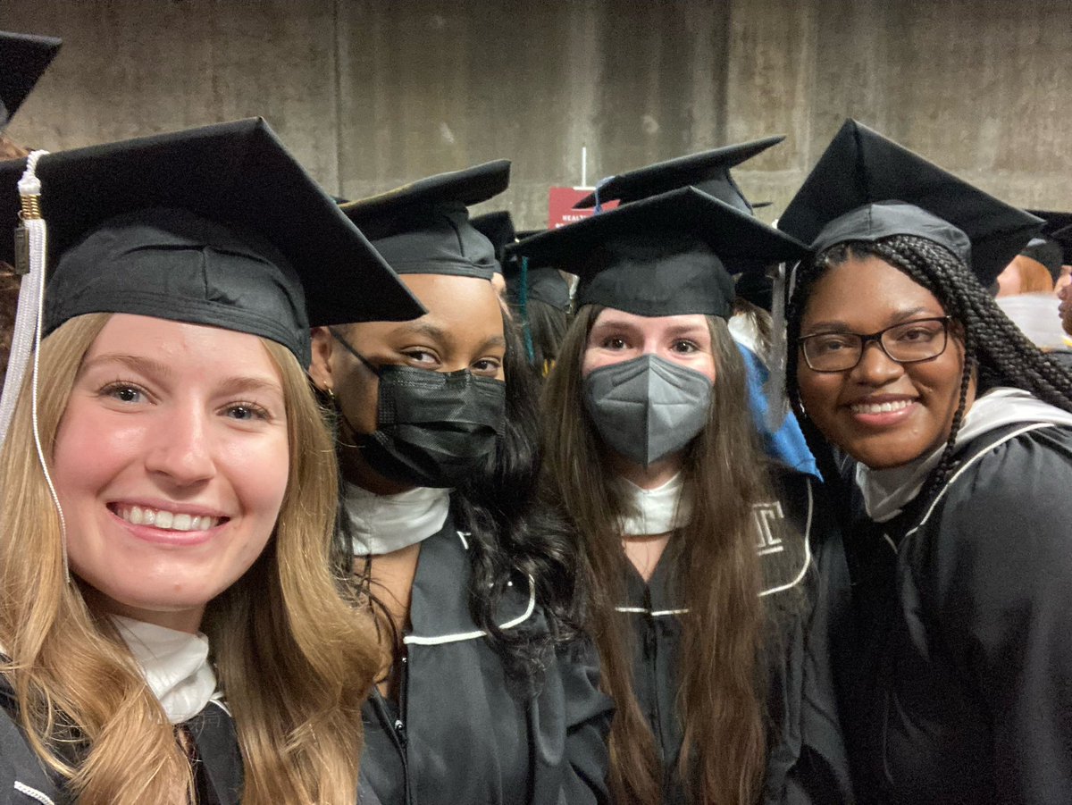 Stereklove21's tweet photo. Graduated with my masters today and my best friend got me a Dylan O’Brien blanket to celebrate 😭 https://t.co/D8h8GIGJb6