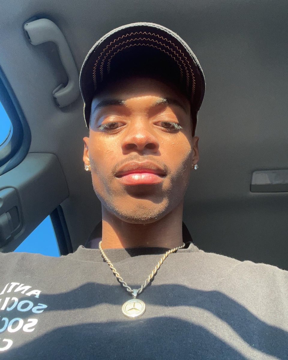 Ewavy🌊💔 tweet media