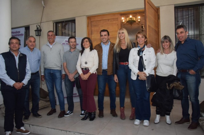 memodiario's tweet image. Se mueven: rumbo a Alvear, la UCR desembarcó en San Rafael memo.com.ar/runrunes/radic…