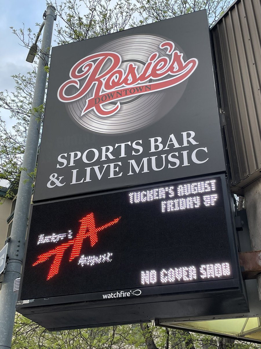 TuckersAugust's tweet photo. #LNK Get down here and let’s ROCK! And Drink! And Eat! Show at 9. @camplin11 has #bodypaint 🎨 ❤️ @J_Squared_ has wicked licks and @BarteeDerek is gonna lay down some tasty beats. 🥁 #Rosiesdowntown https://t.co/EDj6ZCZcs8