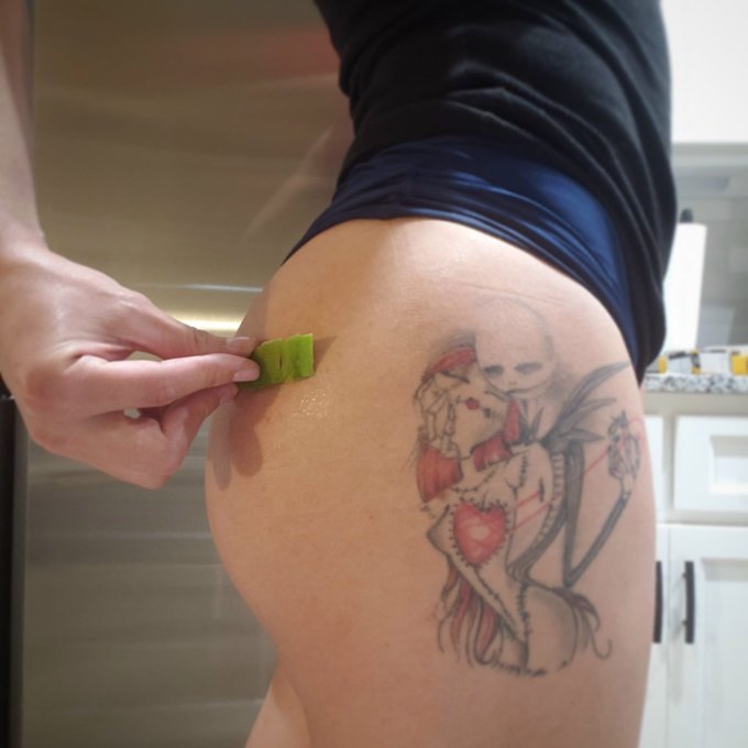 Aloe is my fav!! #skincare #skinnygirls #transgender #mtf #LatinaTS #Latina #bodypositivity #FitnessMotivation<a href="/tag/skincare"class="tags">#skincare</a><a href="/tag/skinnygirls"class="tags">#skinnygirls</a><a href="/tag/transgender"class="tags">#transgender</a><a href="/tag/fitnessmotivation"class="tags"><span>#fitnessmotivation</span></a><a href="/tag/latina"class="tags"><span>#latina</span></a><a href="/tag/mtf"class="tags"><span>#mtf</span></a><a href="/tag/bodypositivity"class="tags"><span>#bodypositivity</span></a>