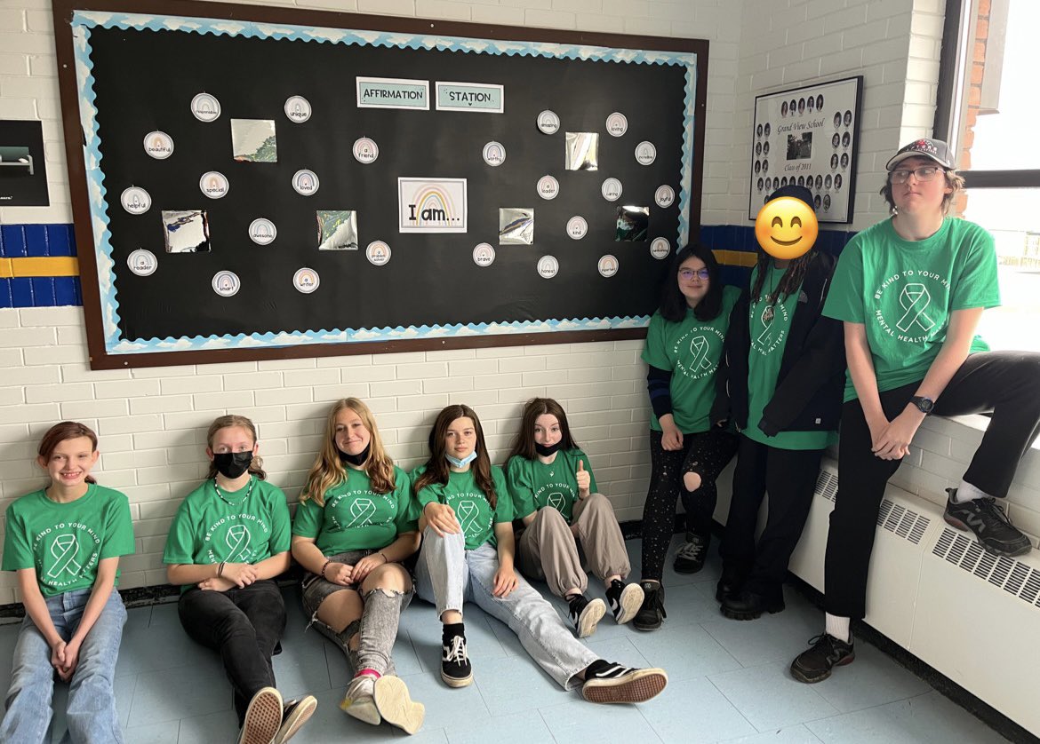 Mrs_Delfino_70's tweet photo. So proud of Grandview’s Wellness Club members who led our school through the #MentalHealthAwarenessWeek lessons, activities, and announcements. It was an amazing week full of fun and collaboration! @GrandviewGrizz @GEDSB #GEBeWell #MentalHealthMatters https://t.co/Pp7I3YfFXc