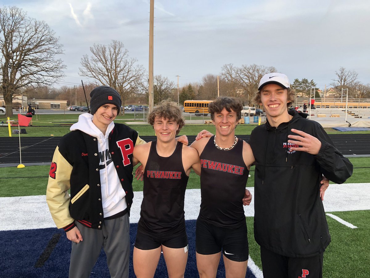 4x4 squad of R. Borckmann, De la Cerda, <a href="/GannonHuebner/">Gannon Huebner</a> and N. Borckmann brought home gold to end the night!!