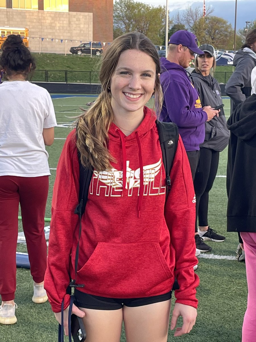 PHHSDistance's tweet photo. @annahiggss strikes again with a 2:47 PR in the 800! Jordan with a SB in the 800! Also, a belated PR pic for Edie with PB’s in the 1600 and 800 on Wednesday! https://t.co/2HeOnFDLWL