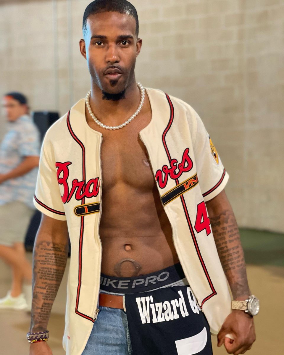 WizardQelly's tweet photo. @Braves Inspired by Joc Pederson #ForTheA #HankAaronWeek #WorldChamps https://t.co/Eceyf4XDPA