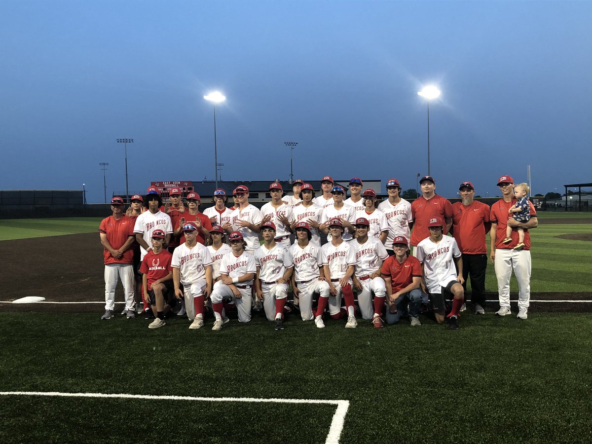 Congrats to @LBaseabll on the 2 game sweep in Round 1. 11-1 in Game 1, 15-0 in Game 2.
<a href="/Rossphillips313/">Ross Phillips</a> <a href="/BeltonISDAth/">Belton ISD Athletics</a> <a href="/grimm_kevin/">Kevin Grimm</a> <a href="/CbeckhamCory/">Cory</a> <a href="/michael4evan/">Michael Evan</a> @1Mooks