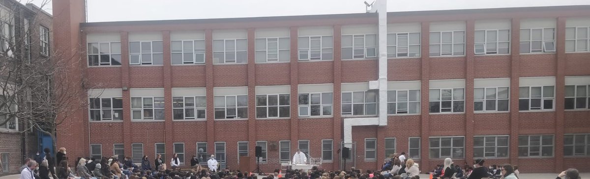stbrigidtcdsb's tweet photo. @stbrigidtcdsb celebrated our 100th anniversary mass as a school community outside today. Thank you to father Carlos for a beautiful mass and to our @StBrigidCSPC chair and @KennedyTCDSB for attending today. @TCDSB @SOArea6_TCDSB https://t.co/zgkyzCQbJj