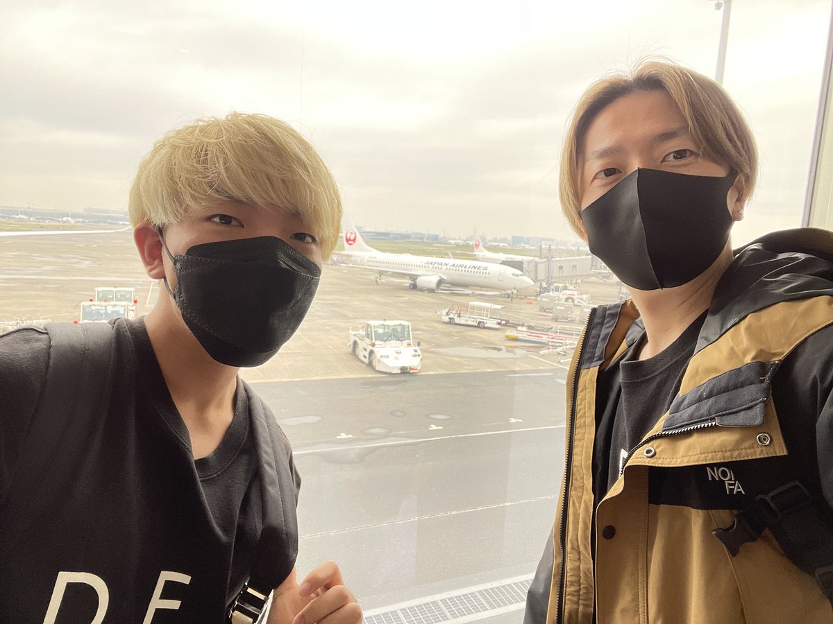 Hiroaki_DEU's tweet photo. 昨日はたくさんのご視聴で盛り上げて頂き、激アツなライブをありがとうございました。
一夜明けて今日から
いざ全国ツアー!
いざ旭川!
北海道の皆さまとお会い出来ることを楽しみにしています!
5/7
14:00〜20:00
5/8
13:00〜20:00
REXX様にて@TAKANOB79438293
#NormalGetsYouNowhere https://t.co/MaQUp6nsd0
