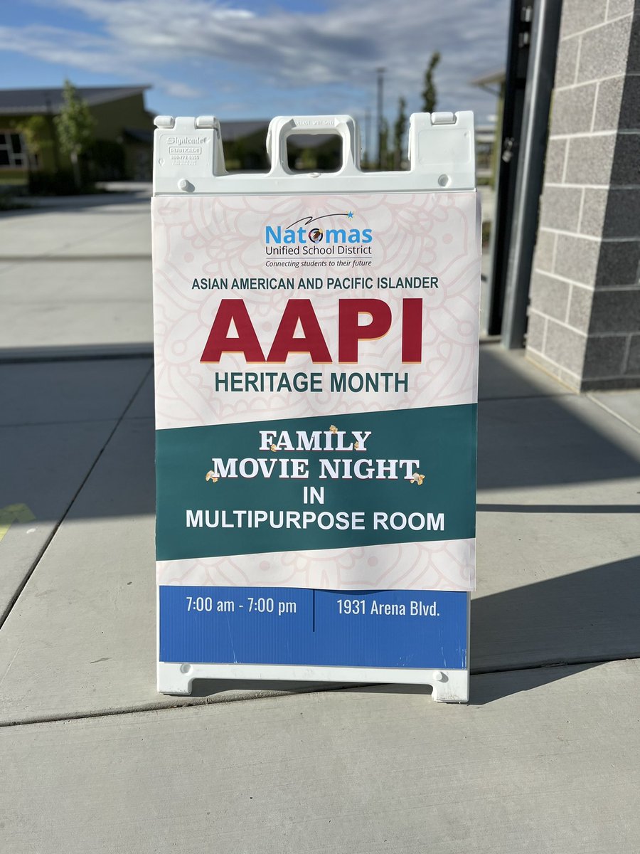 CM_LisaKaplan's tweet photo. A beautiful evening for Movie Night open to every family in Natomas at #PasoVerde Sch celebrating #AAPIHeritageMonth w/ free dinner, Raya & The Last Dragon + fun activities. #Natomas #FamilyEngagement https://t.co/J9MuX4ely7