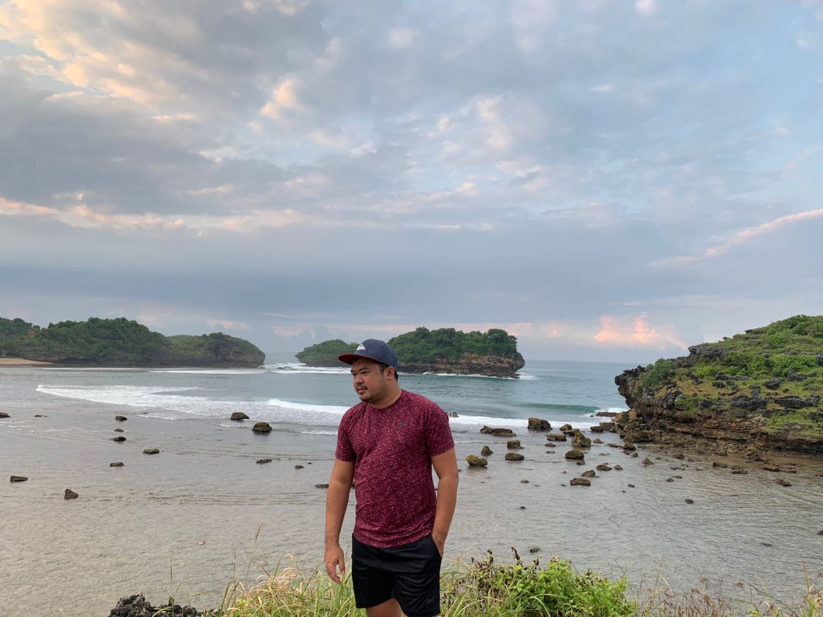 rant_doank's tweet photo. Anak pantai https://t.co/tSCZAA7CIK