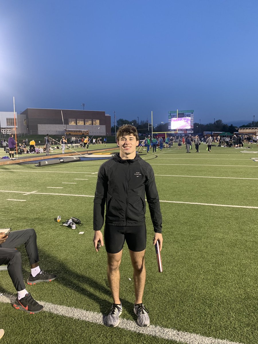 <a href="/willbushman1/">Will Bushman</a> takes 6th with a PR of 41.66 in the 300m hurdles