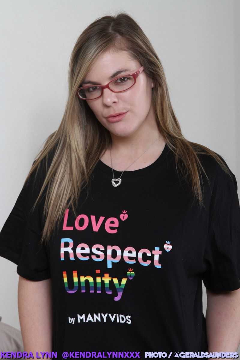 TW Pornstars - Nude Porn Models. Twitter. Girls/Studios - if you have video content to sell to