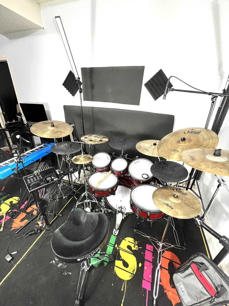 PropheticSound2's tweet photo. Thanks for the love @moises_ai  switched things around since you last saw things 😎😏 #madewithmoises is about to go ti the NEXT LEVEL‼️💯🚀 https://t.co/HnCu2JmxiM