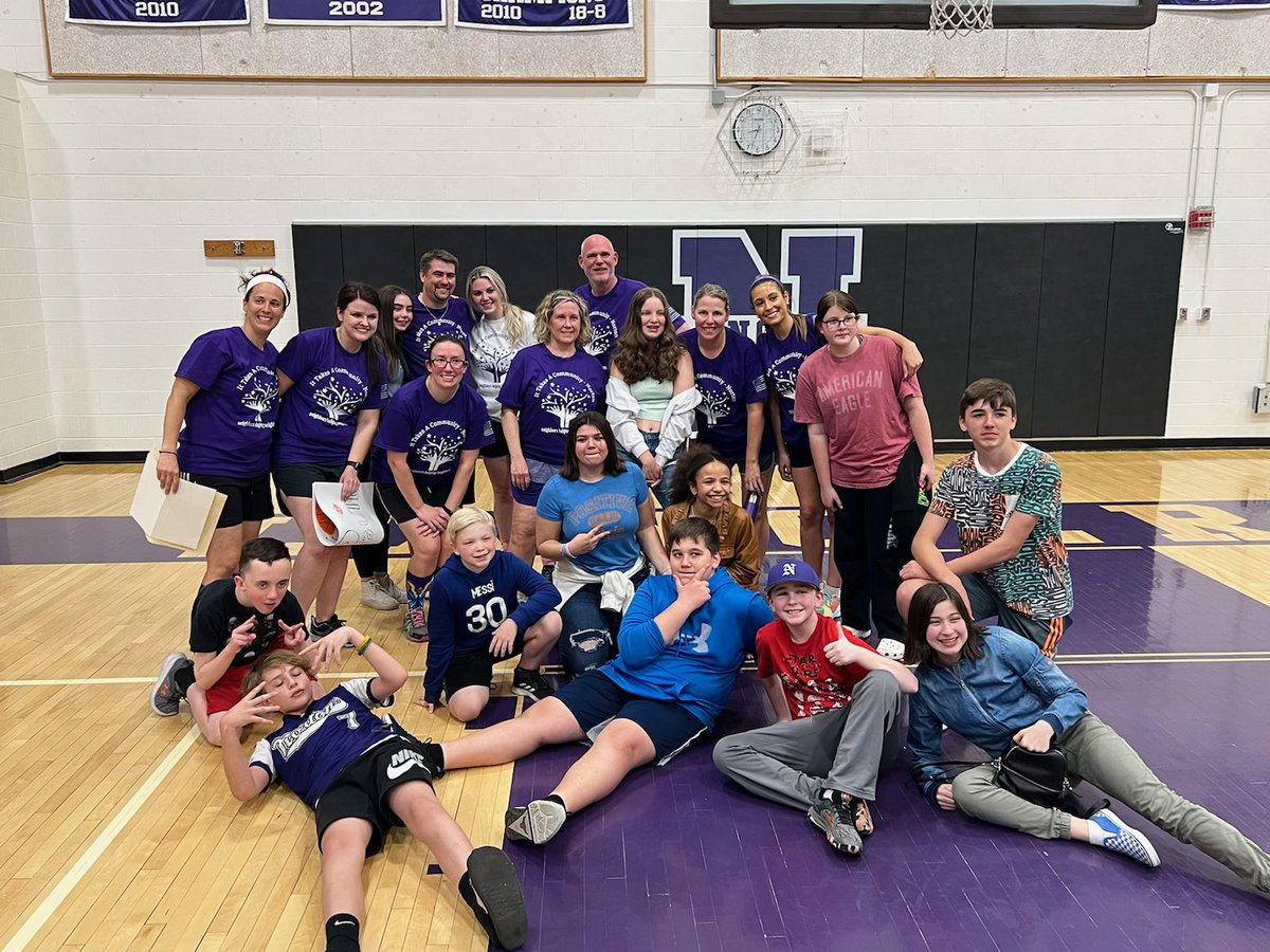 Mrs. Benoit (@mrsbenoitnms) on Twitter photo 7P representing at ITAC basketball game! <a href="/MissPestanaNMS/">Miss Pestana</a> <a href="/MrsHolickerNMS/">Mrs. Holicker</a> <a href="/DouxCompSci/">RobidouxDLCS (he/him)</a> <a href="/NortonSchools/">Norton Public Schools</a> 7P representing at ITAC basketball game! <a href="/MissPestanaNMS/">Miss Pestana</a> <a href="/MrsHolickerNMS/">Mrs. Holicker</a> <a href="/DouxCompSci/">RobidouxDLCS (he/him)</a> <a href="/NortonSchools/">Norton Public Schools</a>