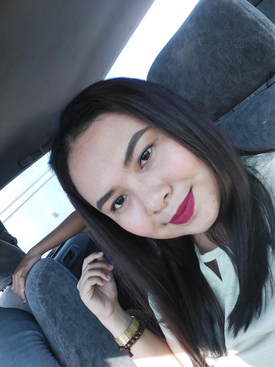 dianajane42's tweet photo. @annecurtissmith
Kailangan pak ang lipstick and fresh look si teacher sa ID picture. HAHAHAHA 

@blkcosmeticsph
Air matte tint : daze
Day cream airy suncreen sf50 : butterscotch
Blk cosmetics + lash volume https://t.co/cY8eLjUGeX