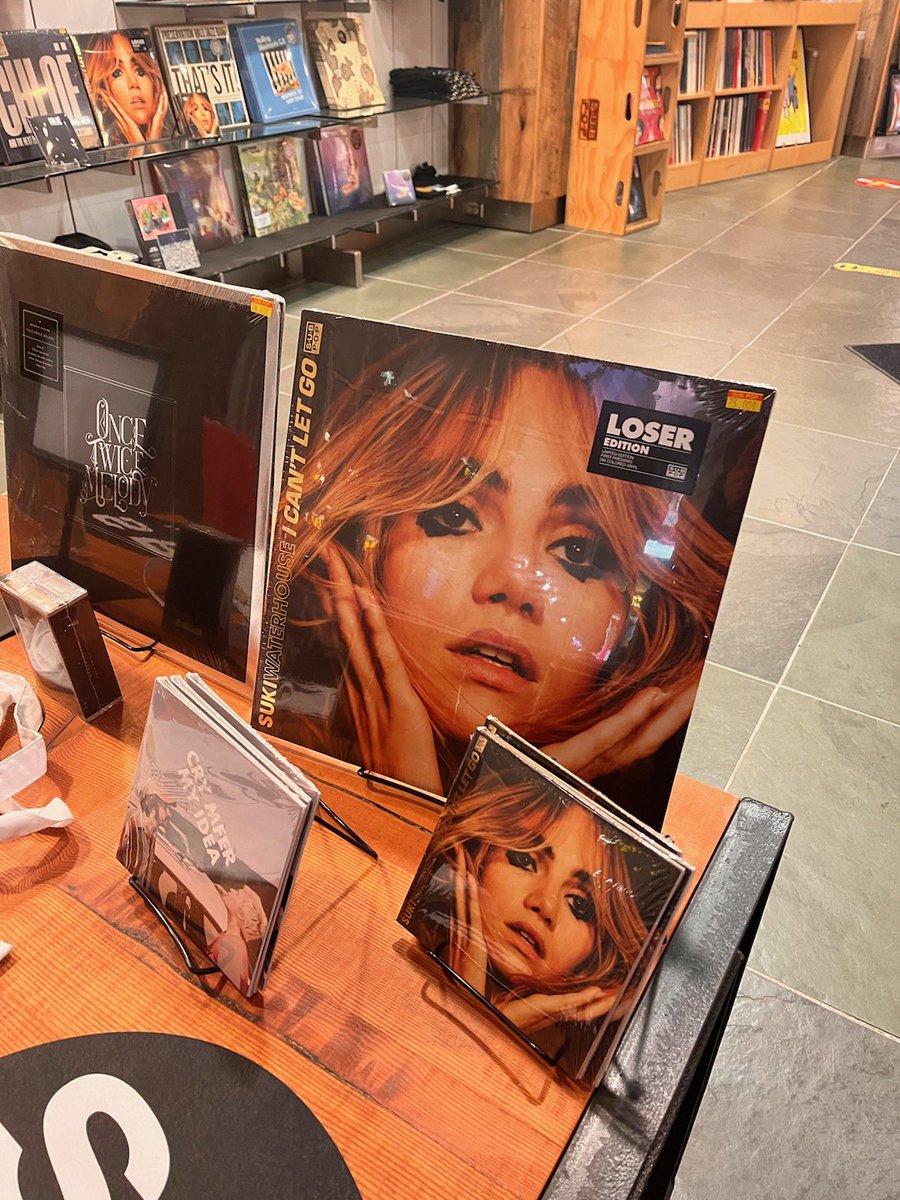 mollyydd's tweet photo. on our way to see u @sukiwaterhouse and guess what they were playing in the airport🤪 https://t.co/7bsqmMCAwE