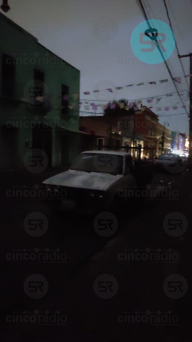 laredcincoradio's tweet photo. ⚠️ || #LaRedCincoRadio reporta apagón en el centro histórico de #Puebla, colonia Santa María y zona de China Poblana. #LaRedCincoRadio #Puebla https://t.co/ZuxRMXwnyo