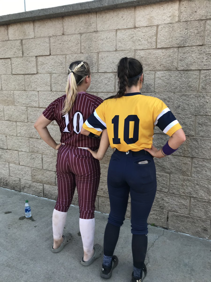 eagles_mz's tweet photo. Former Lady Eagle standouts @aghennesy21 and @akin_jacey competing at the next level. #EagleStrong #carrythebanner #twodimes https://t.co/nbQrCGkrrO