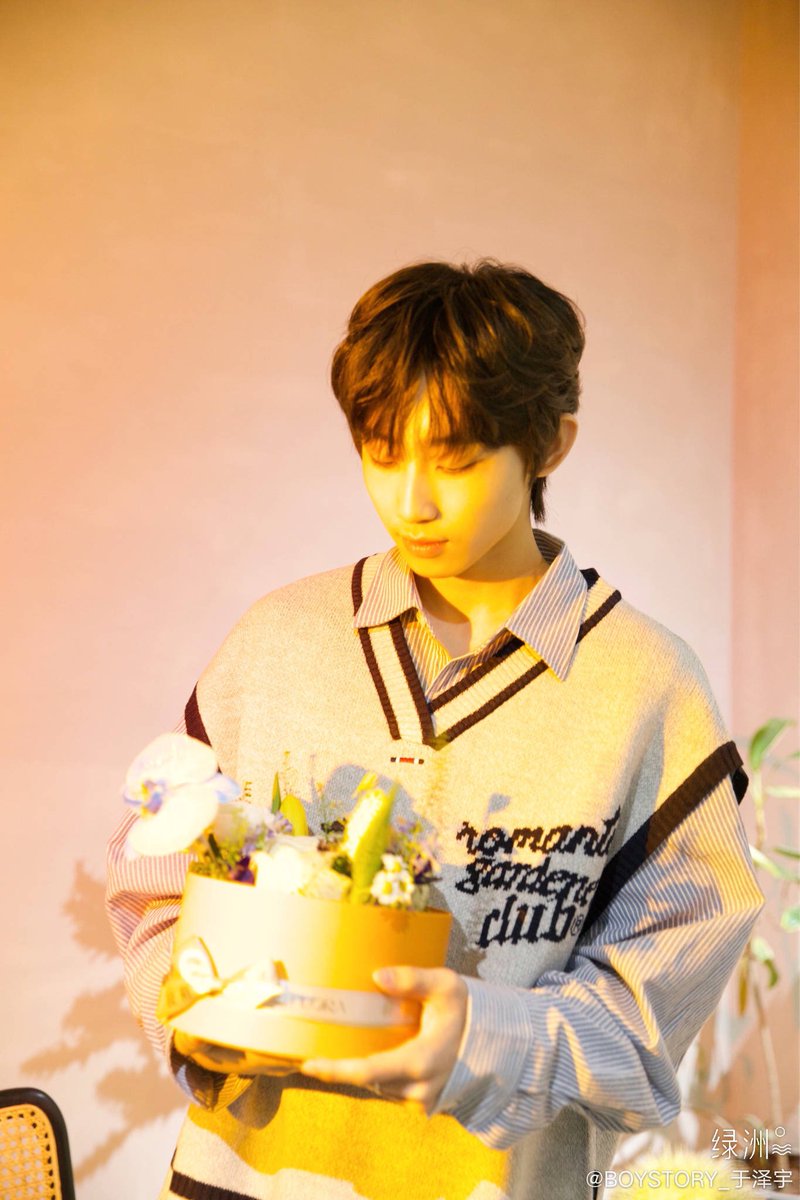 zeruithinker's tweet photo. welcome to this new account dedicated upload photos of zeyu and mingrui, follow me for daily content of zerui! https://t.co/Cj1sPymFoT