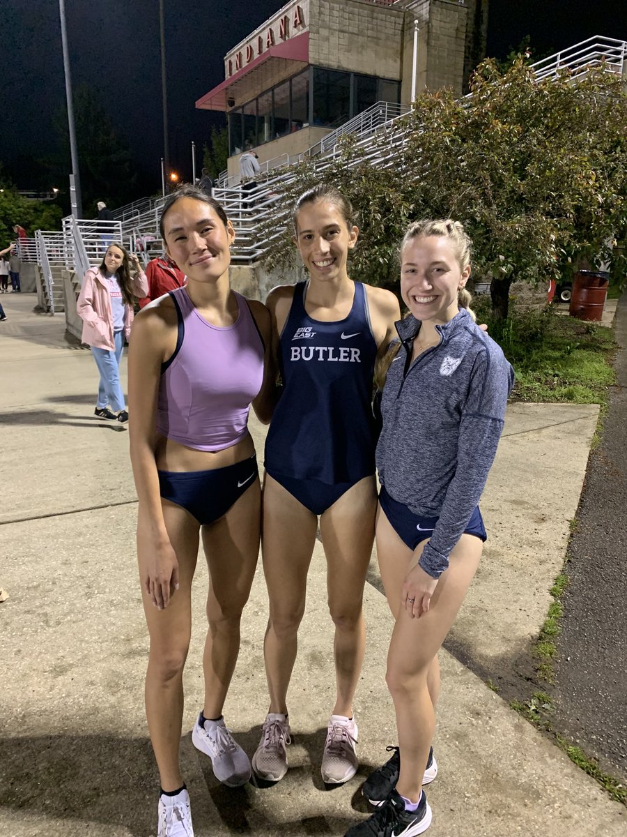 Dawgs sweep the 1500 at IU with three lifetime bests! 🐶🐶🐶
🥇 4:22.11 Angelina Ellis (unat)
🥈4:22.76 Mia Beckham 
🥉 4:22.92 Corinna Peña 

#Butler