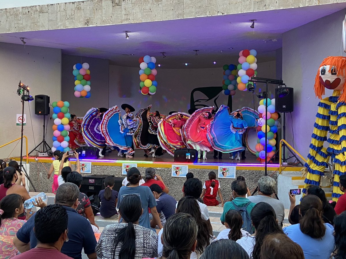 IMSSColima's tweet photo. El Centro de Seguridad Social #Tecomán realiza presentación de las actividades culturales que ofrece a la derechohabiencia y a la población, en el que destacan el grupo de danza Colliguani y #ZumbIMSS.

📞Informes:

Colima 312 3142082 
Tecomán 313 3241192
Manzanillo 314 3330773 https://t.co/d8jCaUpESp