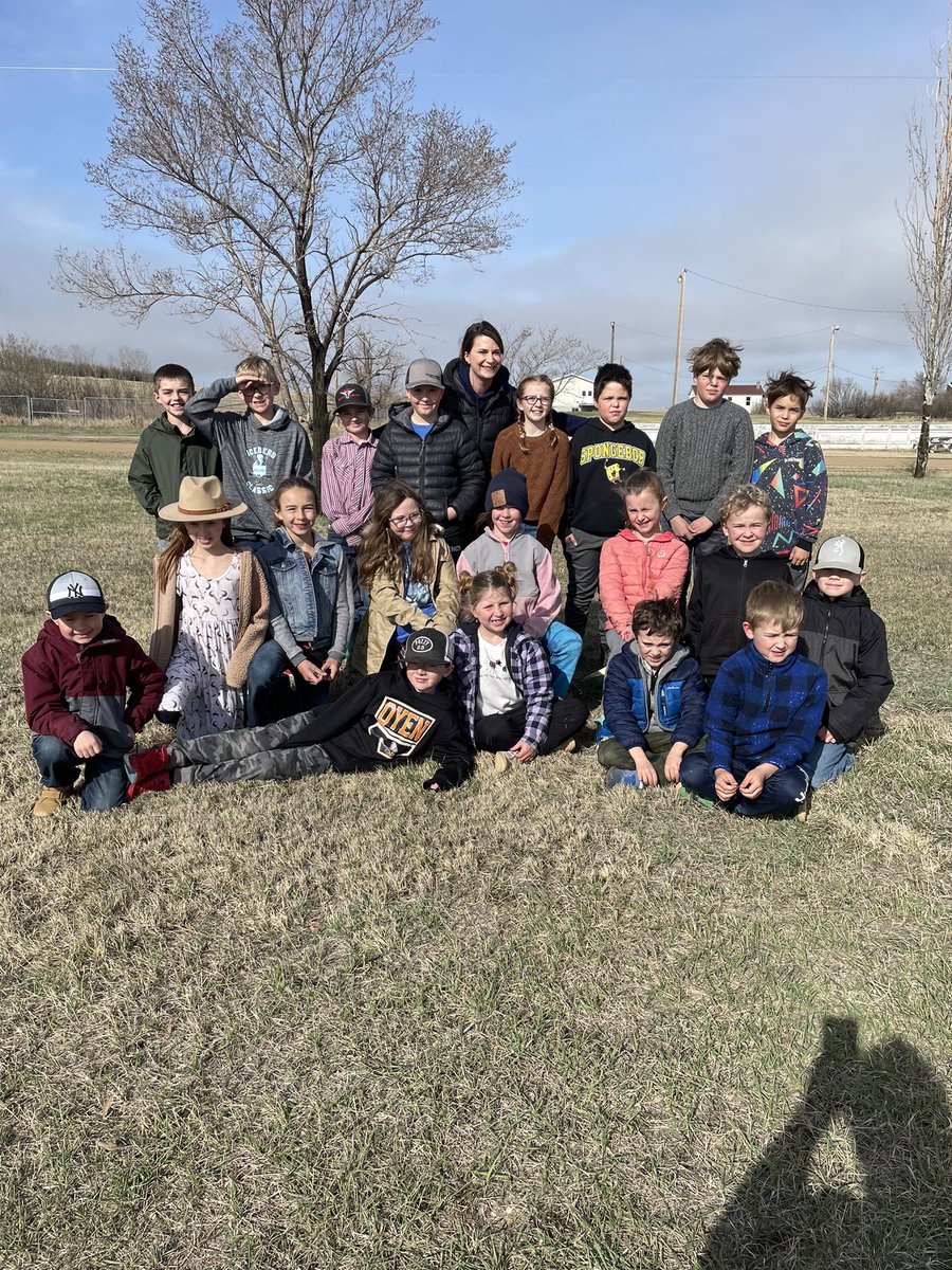 NBSchoolPRSD8's tweet photo. For Mental Health Awareness Week our students went for a walk on Tuesday, and all wore their Hats on For Mental Health on Wednesday! #prsd8 https://t.co/19rkHBM0OQ