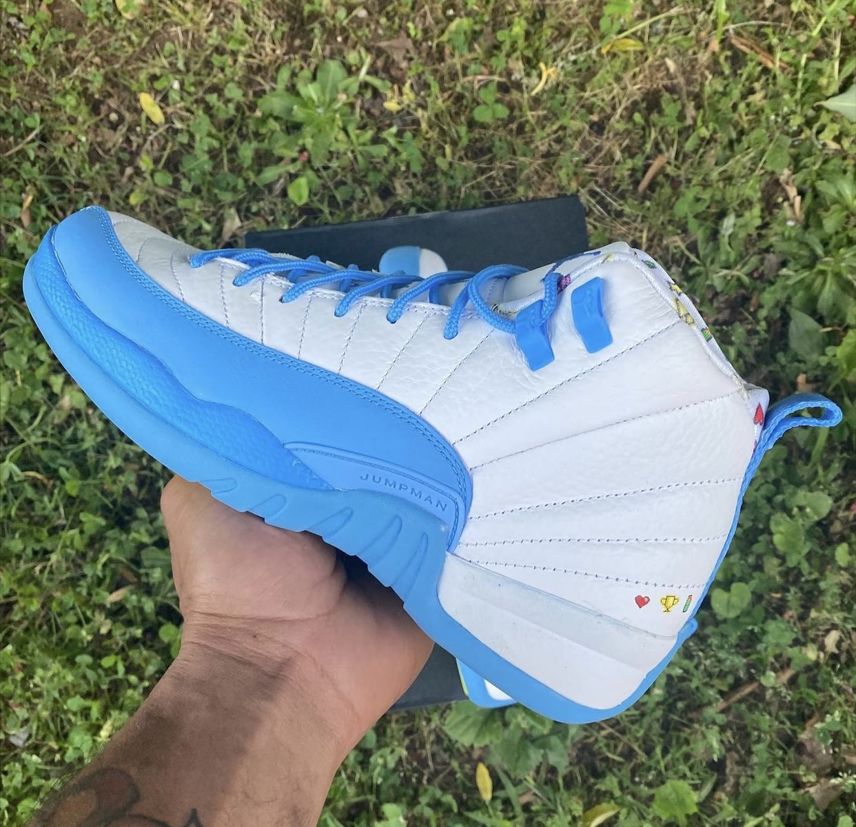Jordan retro 12 blue toddler hotsell