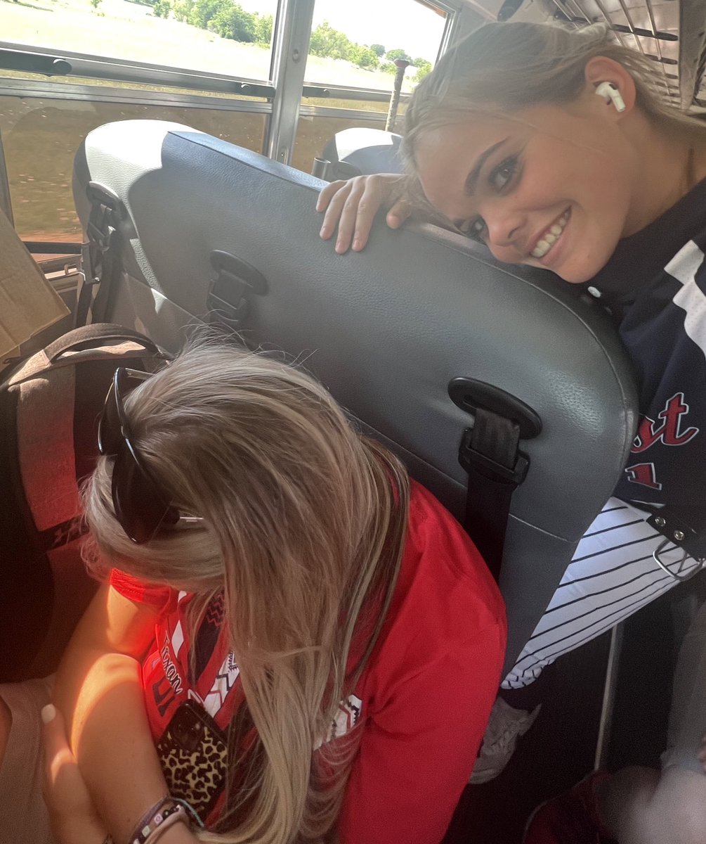 This is how <a href="/CoachWilliams01/">Staci Williams</a> naps after a big DUB!!! 😴😴 #CountingSheep #NappyNap #WorkHardNapHarder #Zzzzz