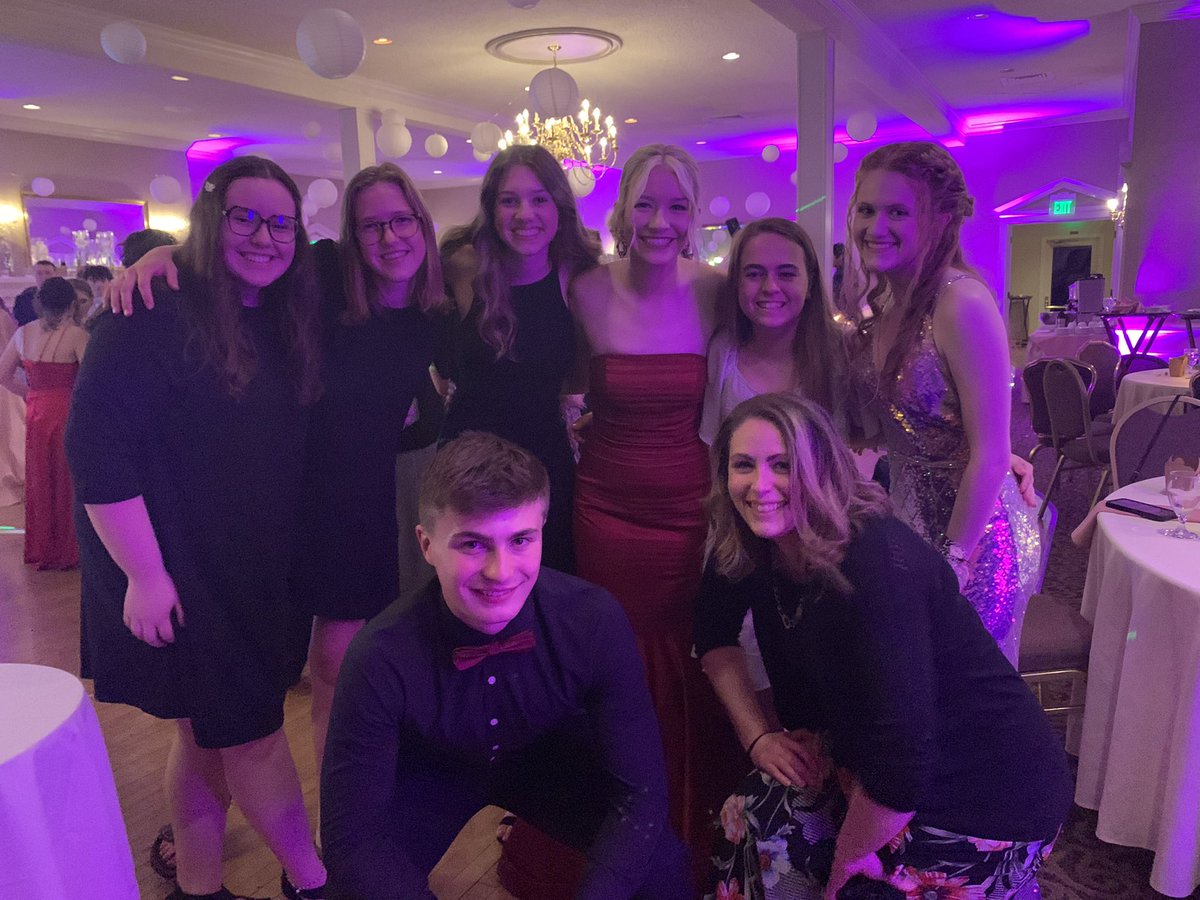 #hpsdawesome AP Bio at Prom! Love this group!! ❤️🧬👩🏼‍🔬