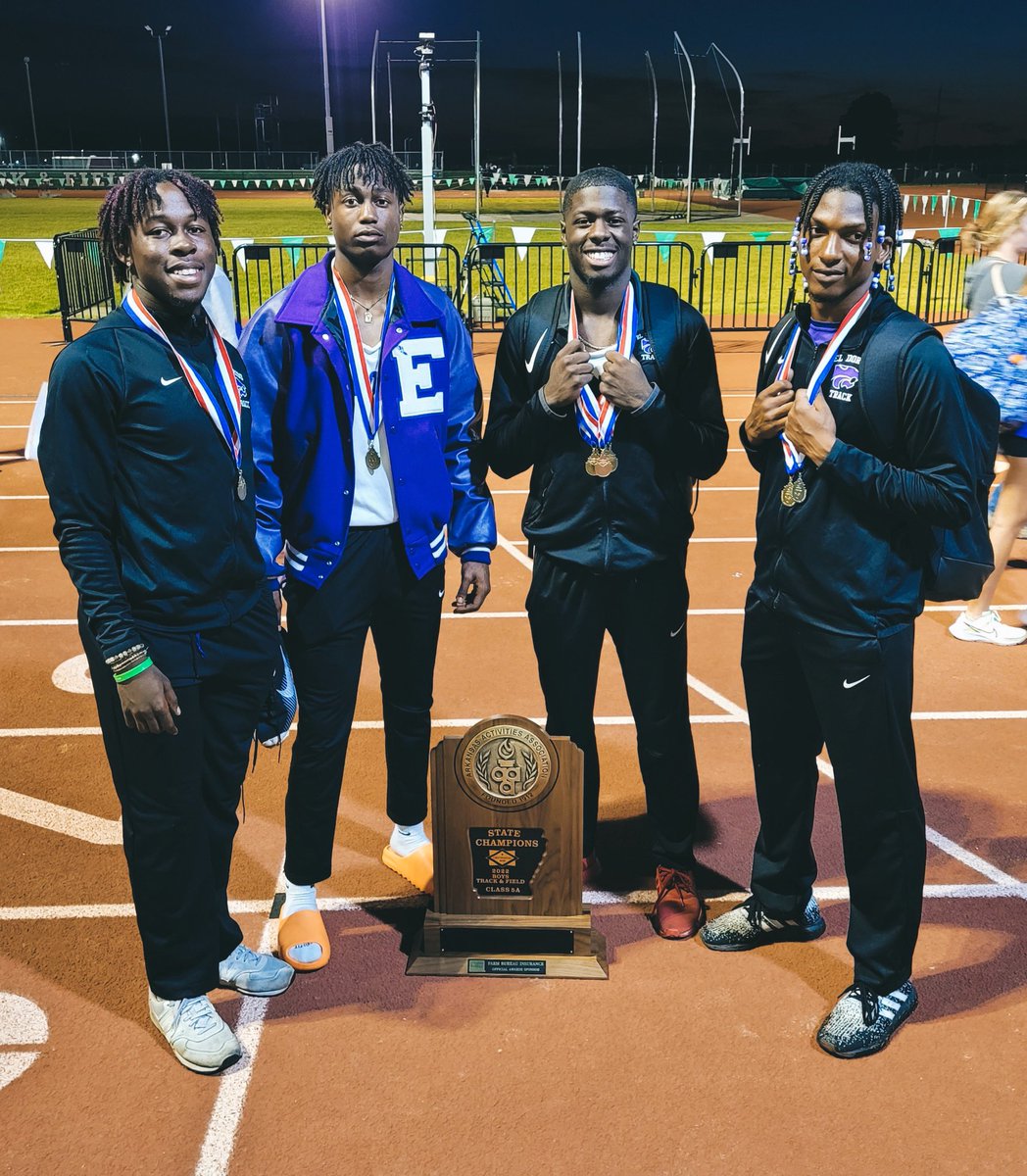 lytrack's tweet photo. 2022 5A STATE CHAMPIONS!!! very blessed and honored to be in this position. pr’d in 4x2 once again also! i love you wildcat nation! #gcg #trackandfield #statechampions @RazorbackTF @FTRreport @usatf @trackfieldD1 @ElTrackand @TrackRecruits https://t.co/BETqCvZDIp