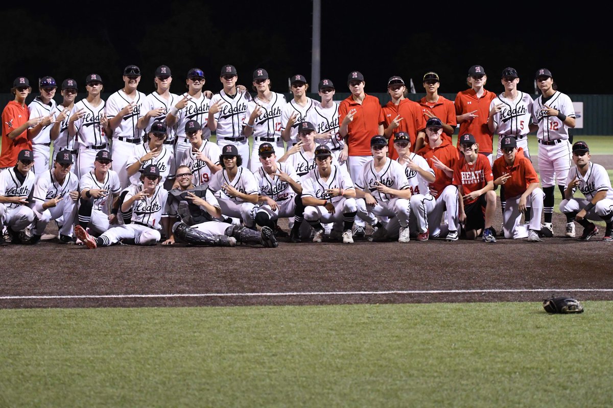 Hawks put up 30 runs in the series against Garland 🔥 
See y’all next week! 🦅 
#WTD | <a href="/HeathHawksBB/">Heath Hawks Baseball</a>
