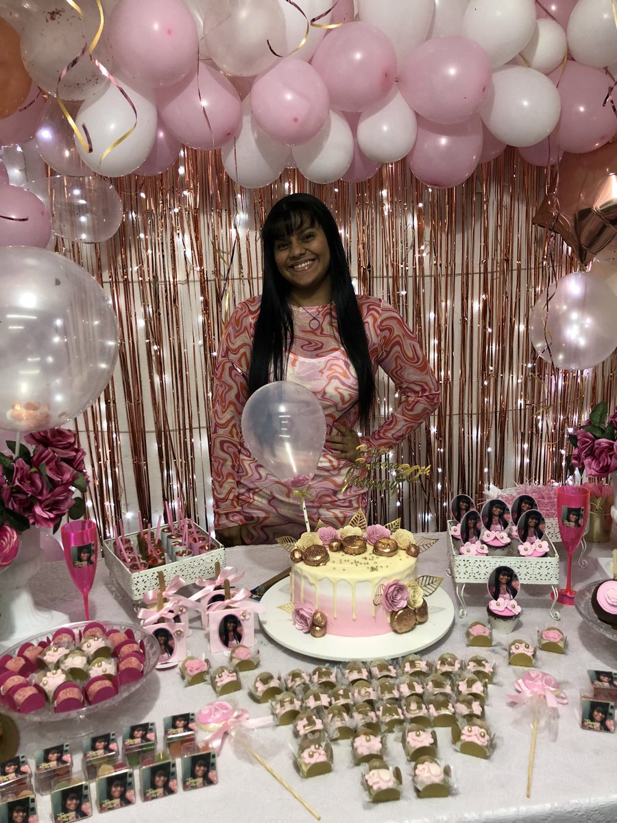 hingridyjasmury's tweet image. Eu tava nas nuvens 🥳❤️

#Disney 
#Mundoencantado 
#Vivendoumsonho 
#Jasmuryfaz20