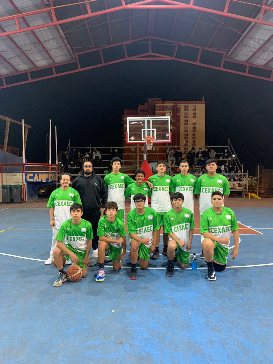 cexaec1's tweet photo. Nuestra U17 en Iquique, gracias por la invitación #deportes https://t.co/A353TIjXHn