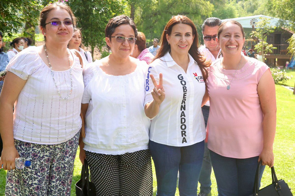 caroviggiano's tweet photo. En #TezontepecDeAldama se escuchó fuerte y claro nuestro compromiso por un #HidALGOMUCHOMEJOR. En equipo con la sociedad civil vamos a dar muy buenos resultados. ¡Cuentan conmigo y yo cuento con ustedes!

#LlegóLaHora #CaroGobernadora https://t.co/q284aXojnJ