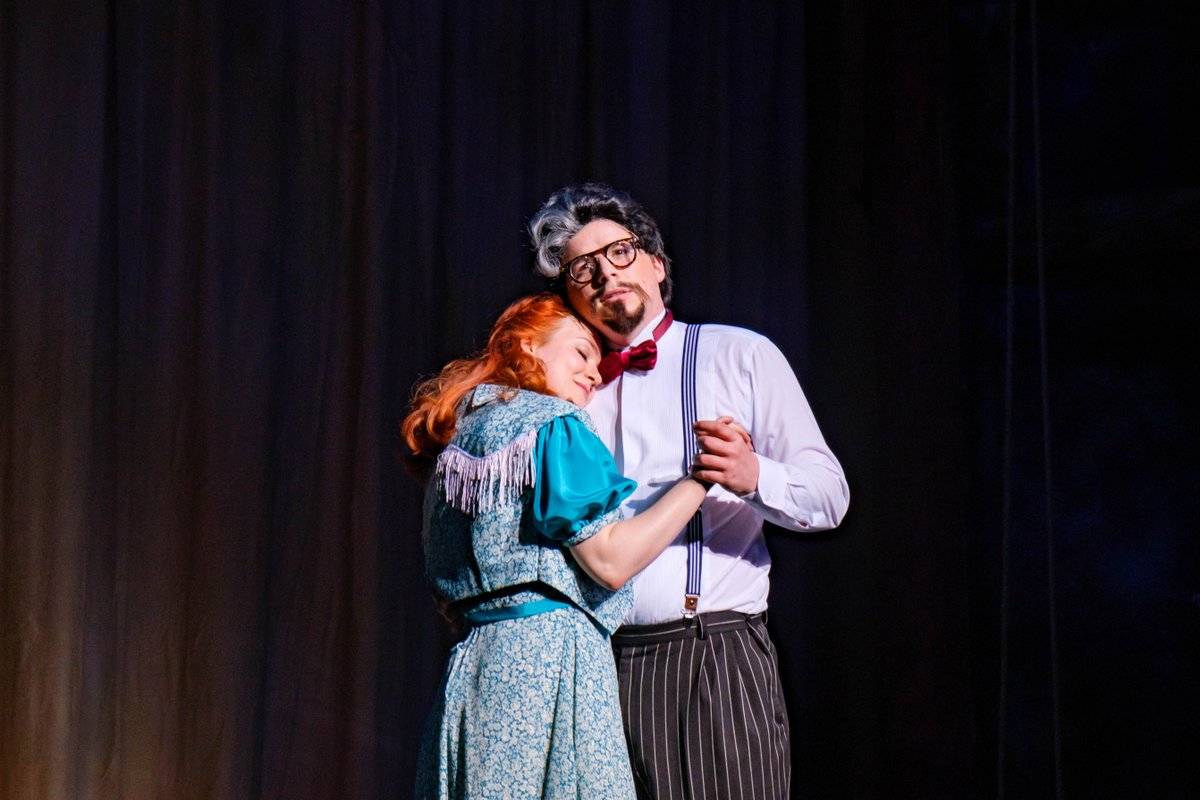 TheatreRBath's tweet image. ★★★★ Bristol Post
"This is a musical tribute to the 1930s with one classic melody falling over another throughout the show"

⭐ CRAZY FOR YOU last 2 remaining shows today. 
@bathoperatic