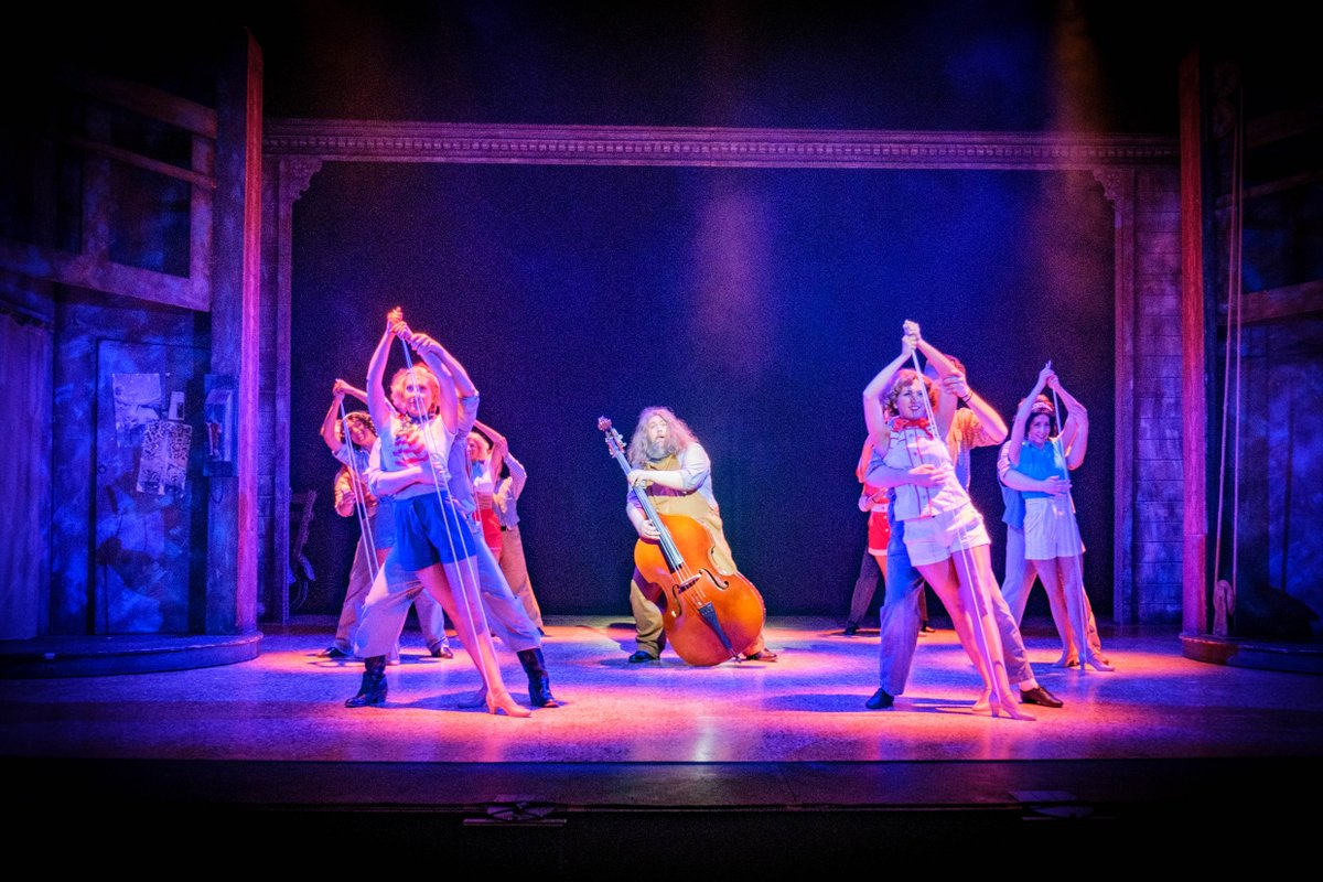 TheatreRBath's tweet image. ★★★★ Bristol Post
"This is a musical tribute to the 1930s with one classic melody falling over another throughout the show"

⭐ CRAZY FOR YOU last 2 remaining shows today. 
@bathoperatic