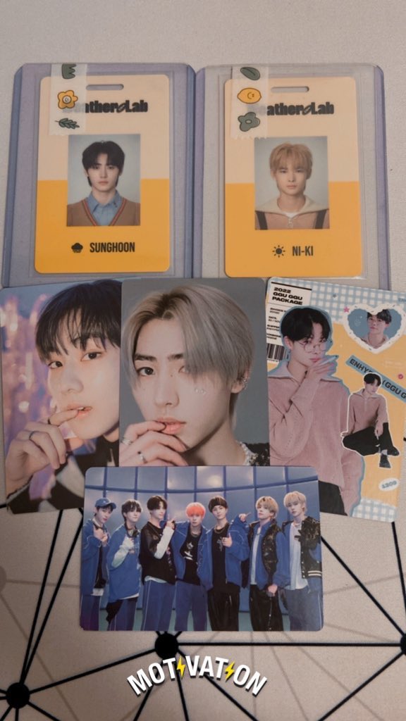 IMJAEBUMED's tweet photo. Thank you @0012haul 💕 Hoon and Ni-ki arrived to me safely today 😸 Grabe yung sparks 😻✨ thank you din po sa freebies ☺️ till our next transaction po^^ #0012proofs https://t.co/Bzsd5UApdh