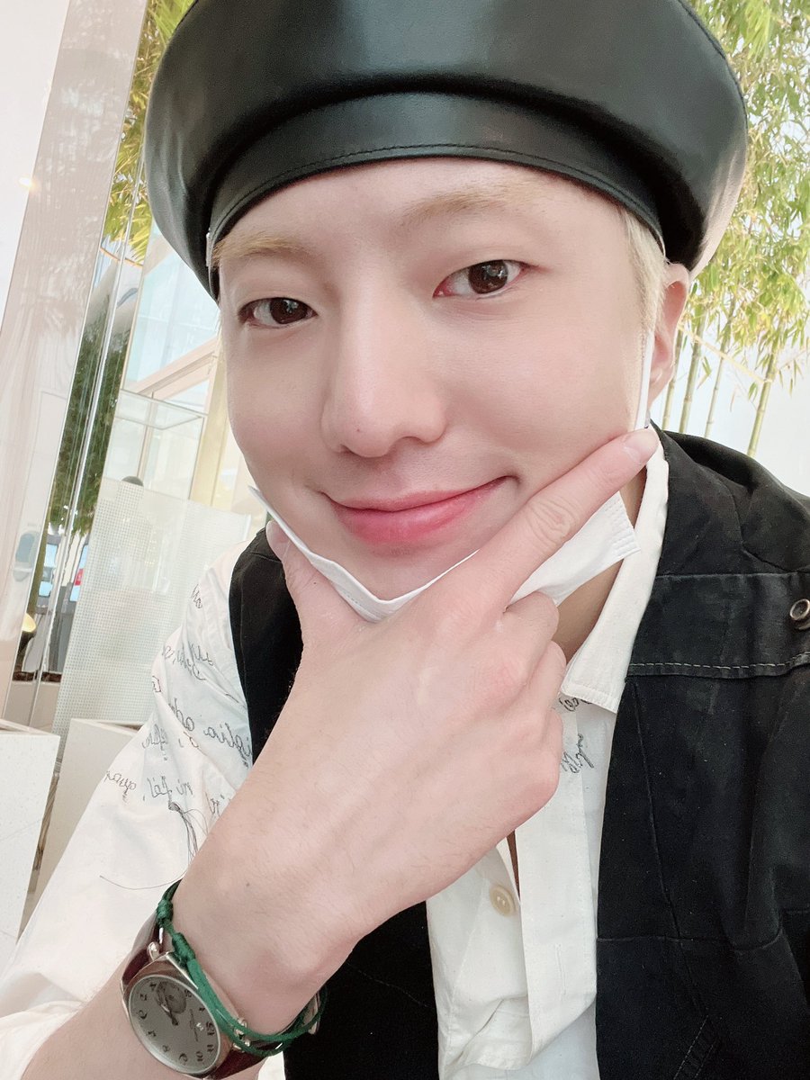 official_yoon_'s tweet photo. 오늘은 웨딩싱어😎 https://t.co/XBACtYr7p9