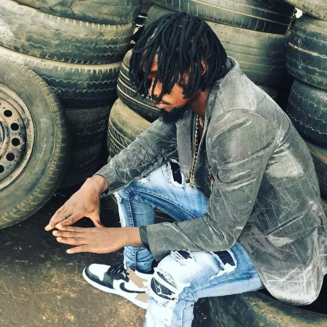 solotone007's tweet photo. Mama said I was born today!!!

Happy 23rd birthday to Rockfada
 
All I want for birthday gift is go run up #DefiantRock EP on your favorite platforms, follow, like and share... Your support and prayers don't forget to stream my songs with the link below https://t.co/A4iABYXrbx https://t.co/D5Yu6Aoa0e