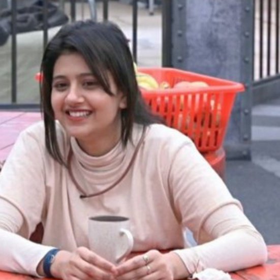 Abhijeet540's tweet photo. Are you participating in this Trend
#Anjalians ?? 

Retweet if 

Yes          yes           yes 
#AnjaliArora 

QUEEN OF HEARTS ANJALI https://t.co/iEiGjCSTXg
