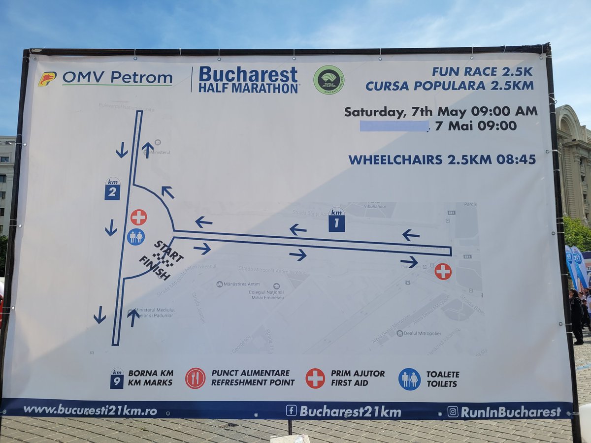 PredaGabi's tweet photo. Bucharest Half Marathon - popular run #RunInBucharest https://t.co/b4NXS8olNP