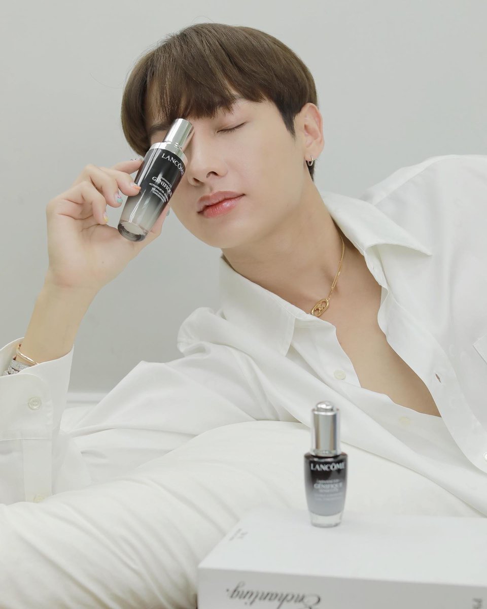 fangirl_pebaca's tweet photo. [220507] Gun Atthaphan IG Post Update for #LancomeTH 💚💚💚

✨ Lancôme Advanced Génifique Serum ✨

#GunAtthaphan #กันอรรถพันธ์ 
#MyGenifique #LancomeXATP https://t.co/KIG9ruY3gF