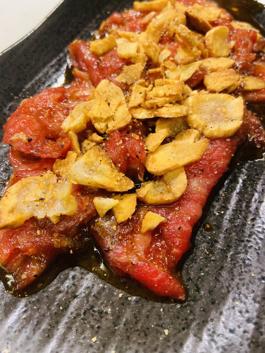 And829raw's tweet photo. 元気の源は肉だ🍖肉だ🥓肉だ🥩
本日も元気よく営業してます。

偶にはガッツリ大蒜カルビで一杯しましょう。

是非、ご来店お待ちしております。

焼肉あんど　~鷺ノ宮~
03-6383-0232
#中野区#焼肉あんど#東京グルメ#肉テロ#肉会#焼肉女子 https://t.co/2ZTB0xfmEc