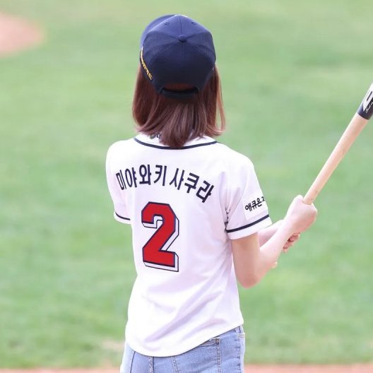 hazelkkura's tweet image. #2 미야와키 사쿠라      --&amp;gt;       #39 사쿠라