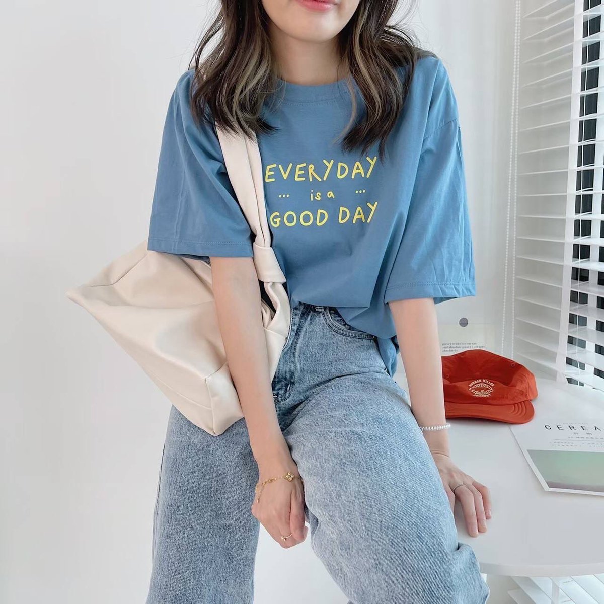 chadashoppp's tweet photo. #เสื้อโอเวอร์ไซส์ #พร้อมส่ง

✨ •••  ลาย EveryDay  ••• ✨
งานปักสไตล์เกาหลี คิ้วท์มากกกก

🧸 อก 44” ยาว 27”
🧸 ผ้าคอตตอน 100%

⛅️ ราคา 150 บาทเท่านั้นน ⛅️
✨ เซ็ท 3 ตัวคละได้ 420 บาท ✨ https://t.co/gPAaE754YE