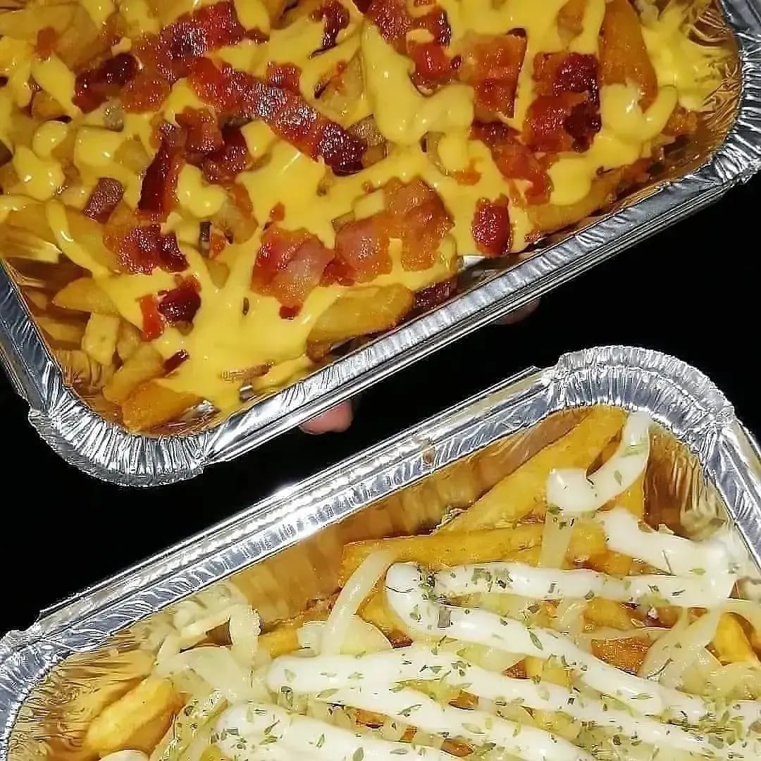 salguishe's tweet photo. Hoy fue un día bajo de venta.. 

Será que este sábado será un día de reactivación económica?? 

Les espero para comer las mejores burgers y pizzas a la parrilla de Bo. Obrero!!! 
https://t.co/TOfJ8JR8RL

Estamos desde las 19.30 hs hasta las 02.00!! 🔥👨🏻‍🍳🍔🍕🍟 https://t.co/zippLhhgm0